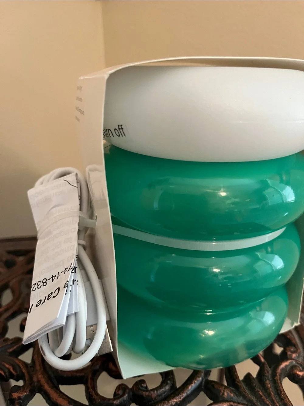 GREEN Room Essentials LED Jewelry Storage Lamp 3 Settings - Rechargeable NWT